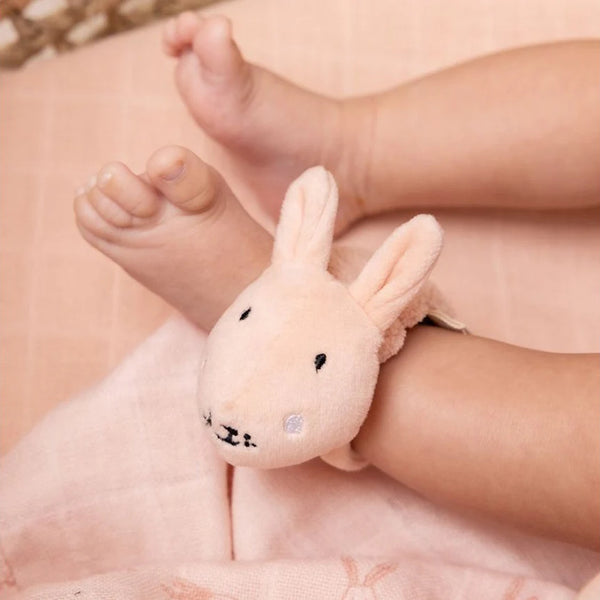 TRIXIE WRIST RATTLE MRS RABBIT