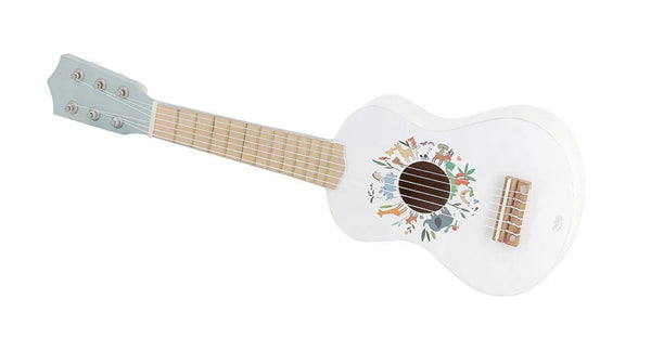 WOODEN GUITAR BY SARAH BETZ