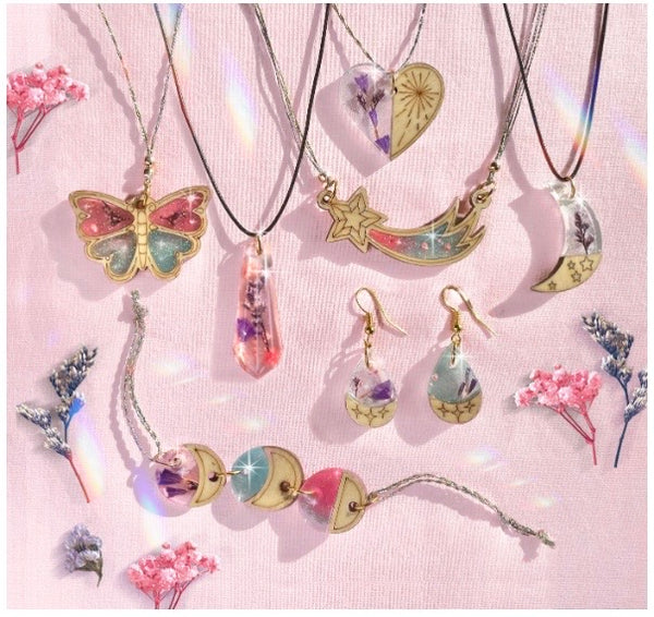 WOOD & RESIN JEWELRY