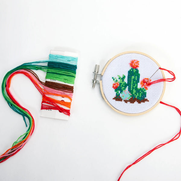 MINI CROSS STITCH CACTUS